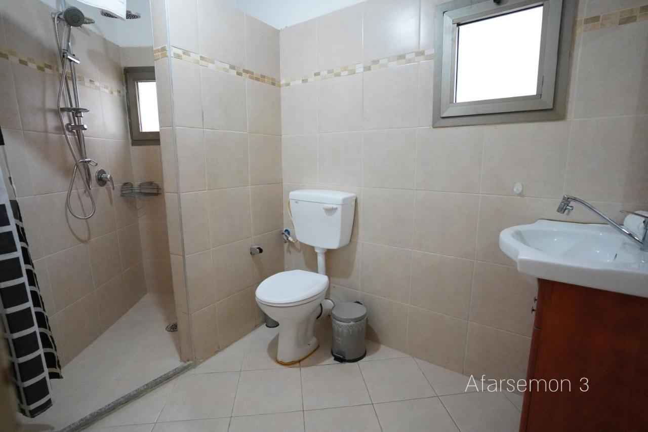 Yalarent Afarsemon Apartments With Pool - For Families & Couples エイラート エクステリア 写真