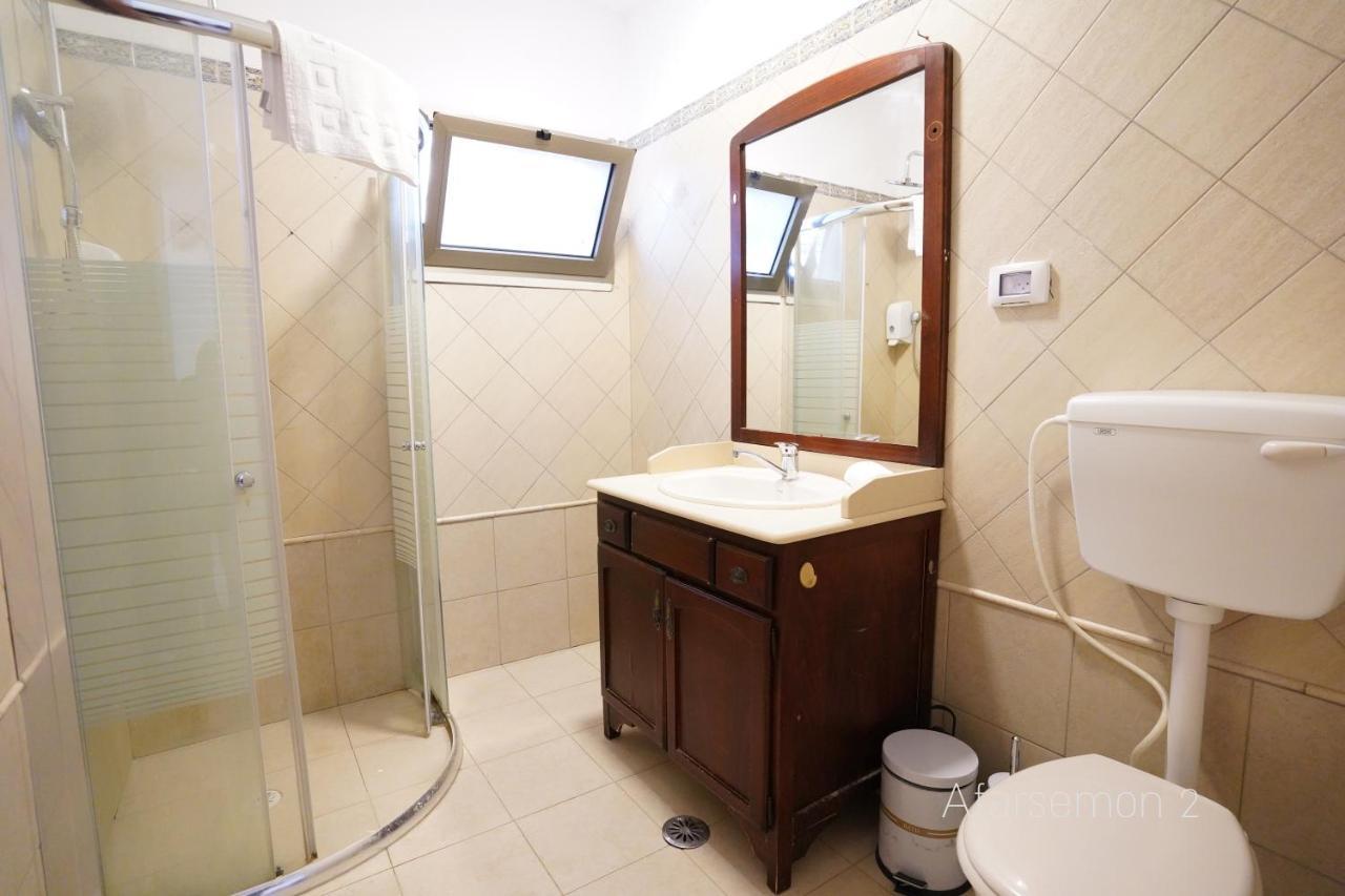 Yalarent Afarsemon Apartments With Pool - For Families & Couples エイラート エクステリア 写真