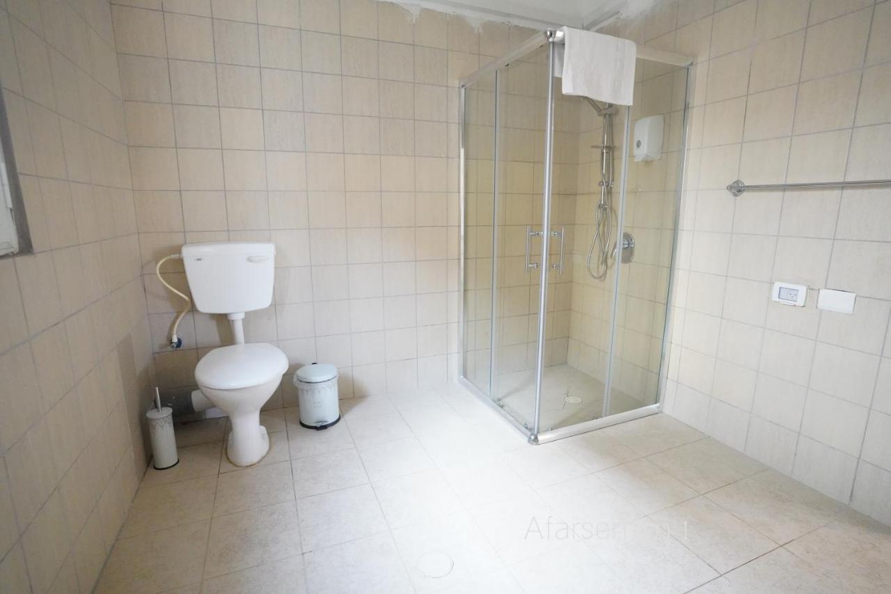 Yalarent Afarsemon Apartments With Pool - For Families & Couples エイラート エクステリア 写真