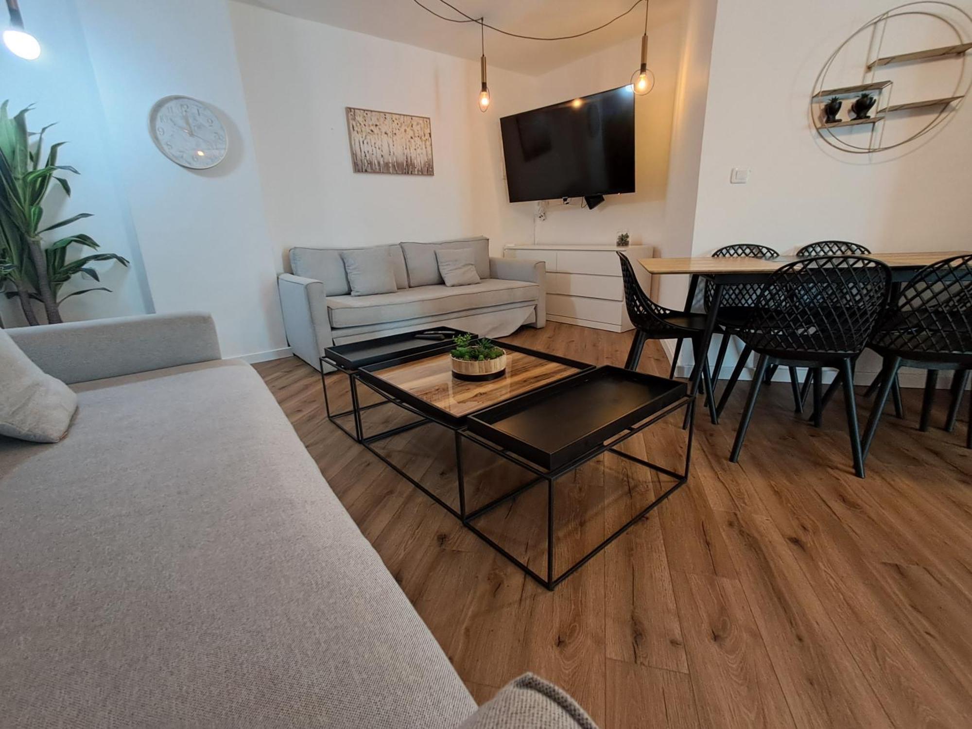 Yalarent Afarsemon Apartments With Pool - For Families & Couples エイラート エクステリア 写真