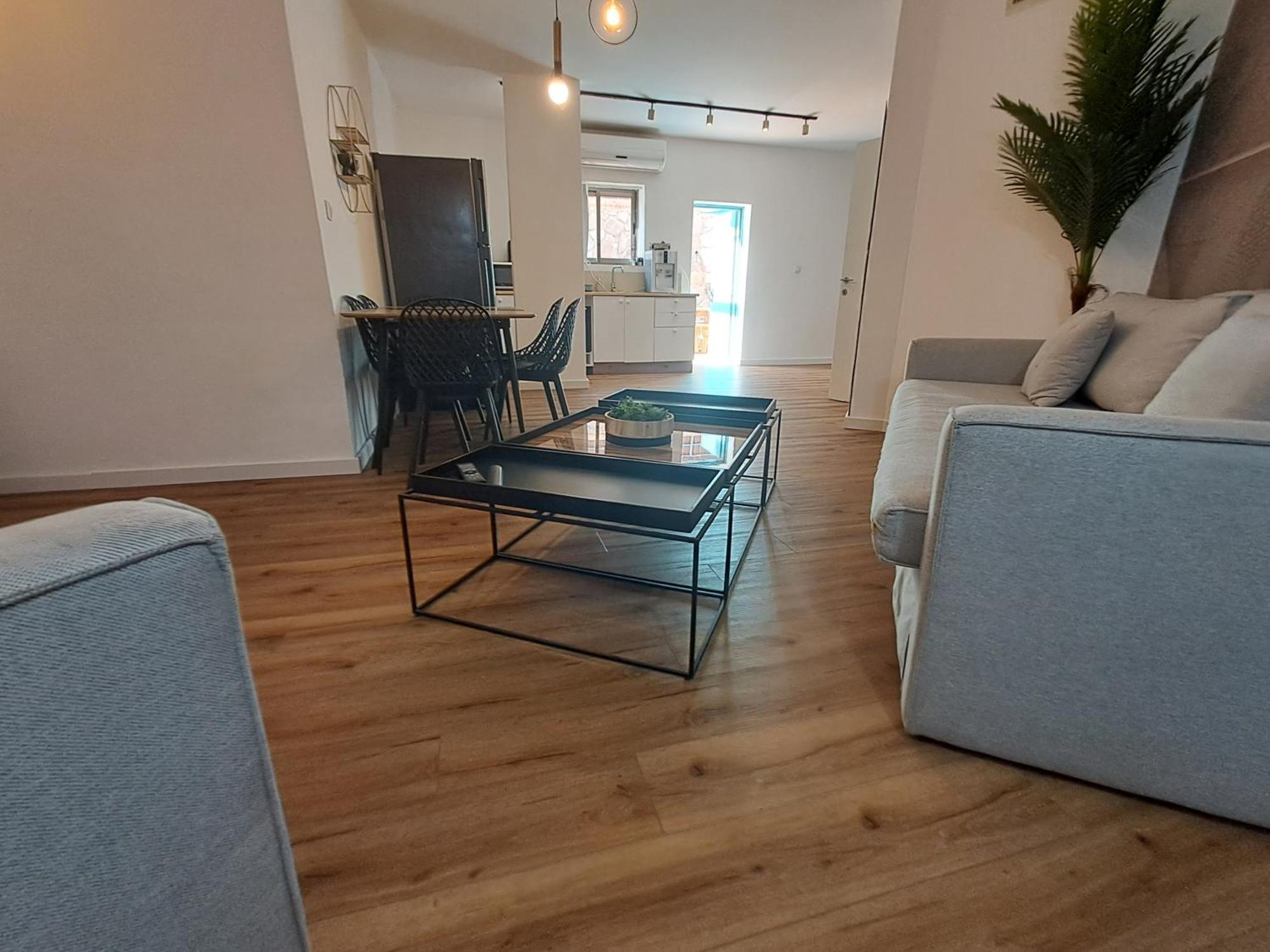 Yalarent Afarsemon Apartments With Pool - For Families & Couples エイラート エクステリア 写真
